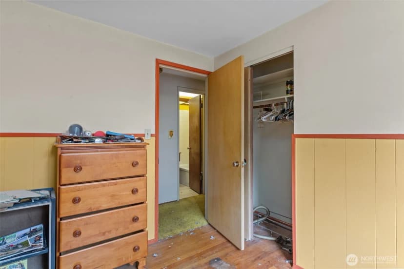 Property photo for 1212 146th Avenue Se, Bellevue photo 17