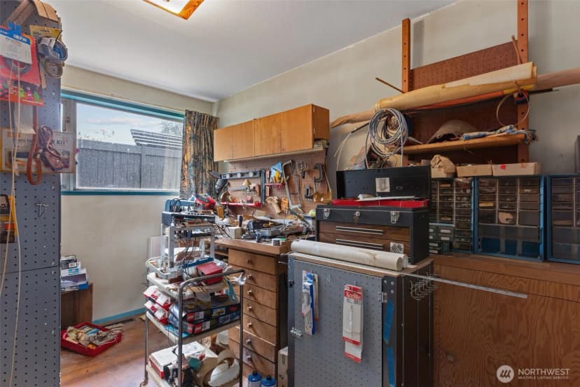 Property photo for 1212 146th Avenue Se, Bellevue photo 6