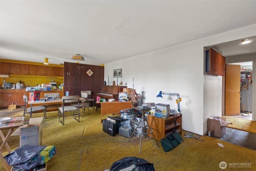 Property photo for 1212 146th Avenue Se, Bellevue photo 4