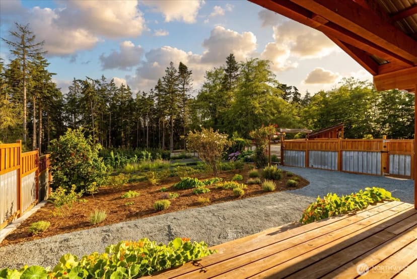 Property photo for 550 Wanamaker, Coupeville photo 5