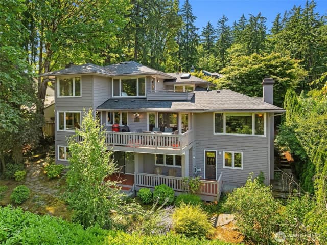 Property photo for 7066 92nd Avenue Se, Mercer Island