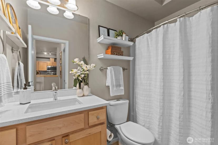 Property photo for 560 225th Lane Ne #b202, Sammamish photo 19