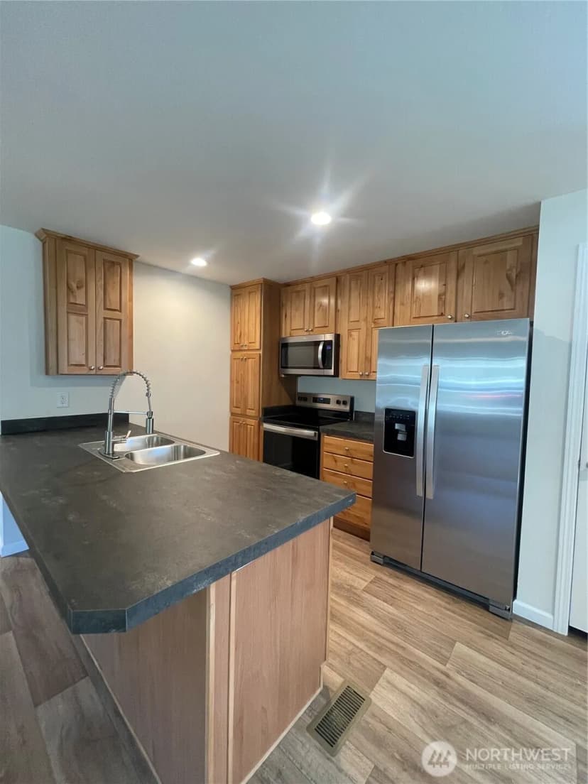 Property photo for 1603 Park Avenue, Raymond photo 9