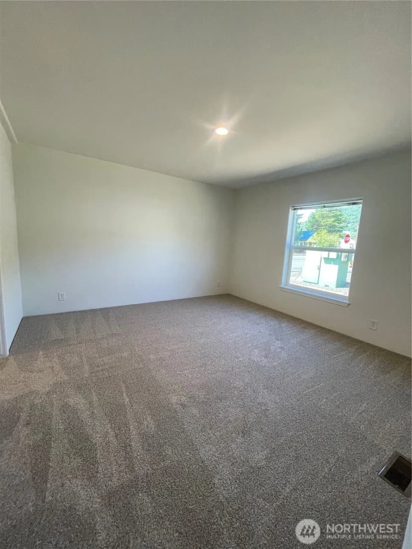 Property photo for 1603 Park Avenue, Raymond photo 12