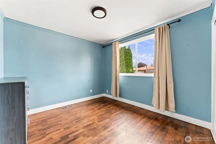 Property photo for 243 E 61st Street, Tacoma photo 14