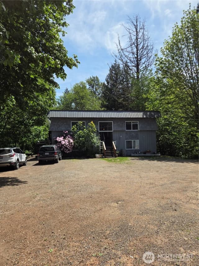 Property photo for 198 Cherry Lane, Morton photo 2