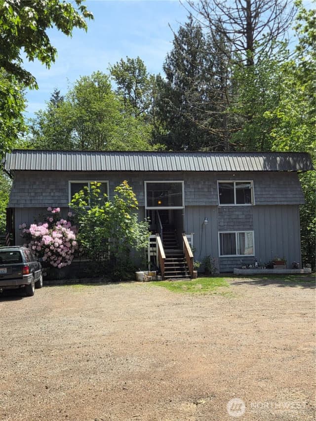 Property photo for 198 Cherry Lane, Morton