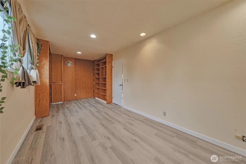 Property photo for 3811 S 239th Street, Kent photo 20