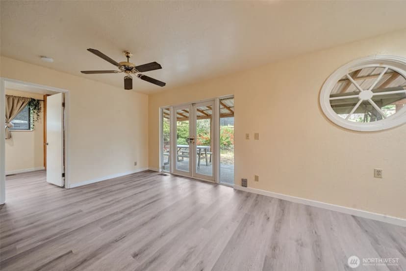 Property photo for 3811 S 239th Street, Kent photo 15