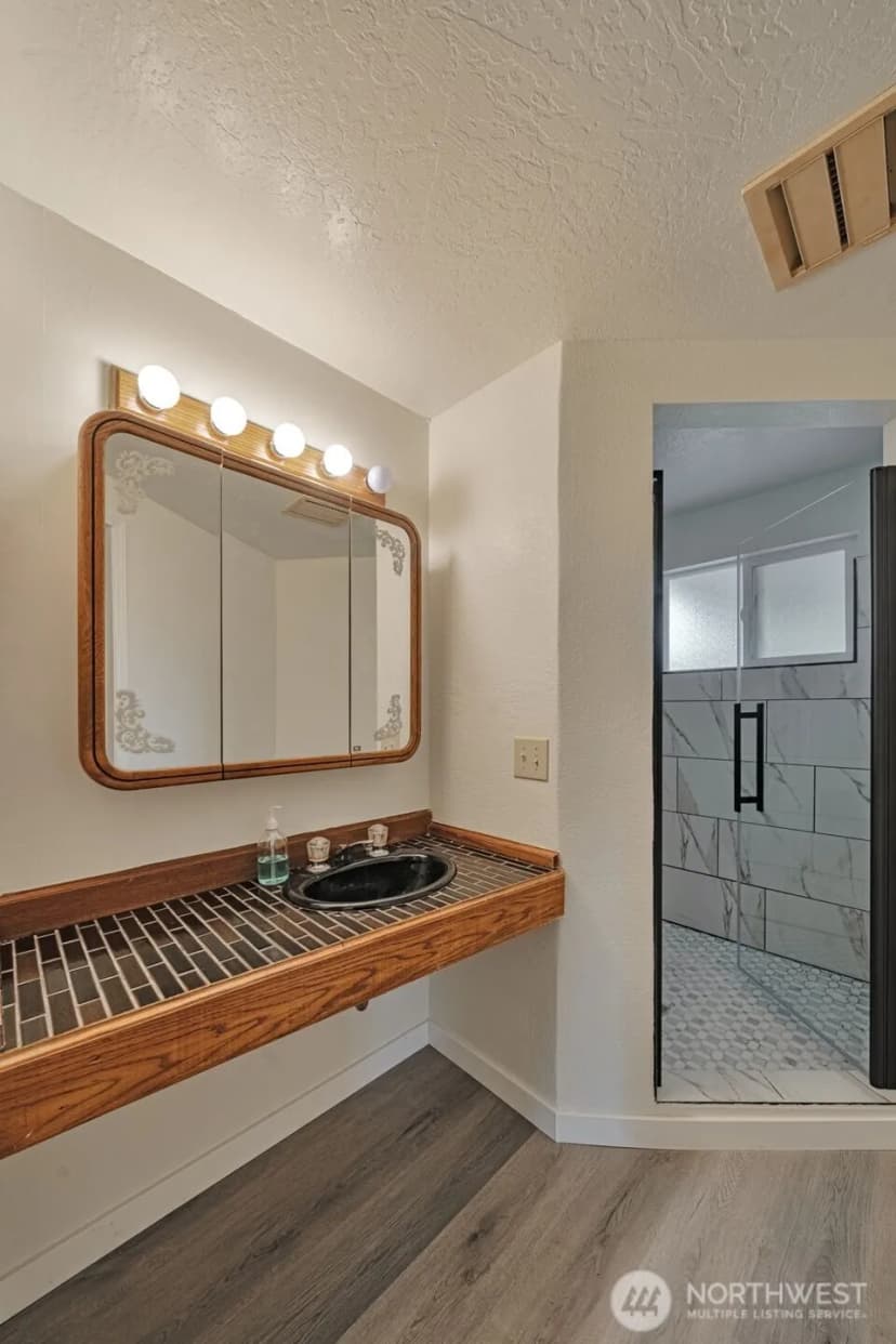 Property photo for 3811 S 239th Street, Kent photo 22