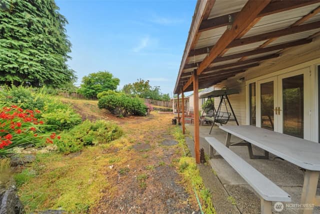 Property photo for 3811 S 239th Street, Kent photo 5