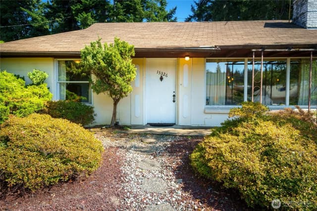 Property photo for 15326 Stone Ave N, Shoreline photo 3