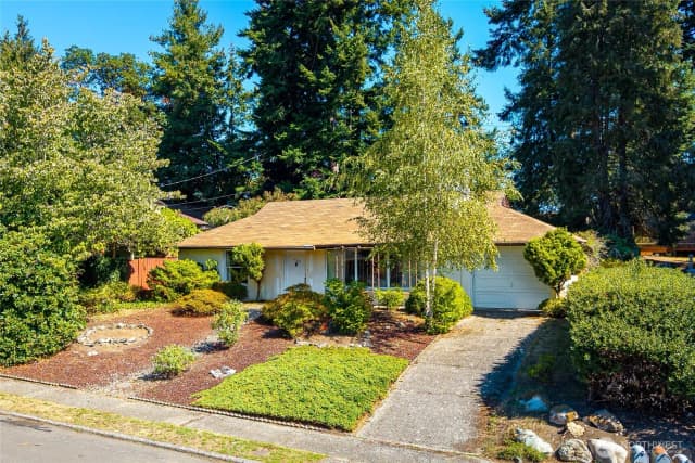Property photo for 15326 Stone Ave N, Shoreline