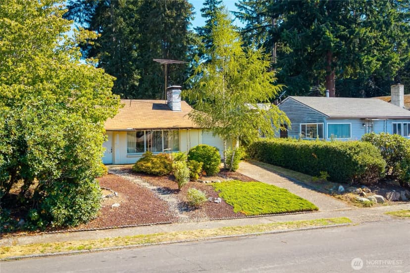 Property photo for 15326 Stone Ave N, Shoreline photo 22