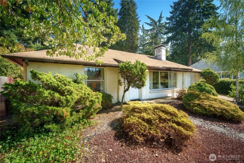 Property photo for 15326 Stone Ave N, Shoreline photo 24
