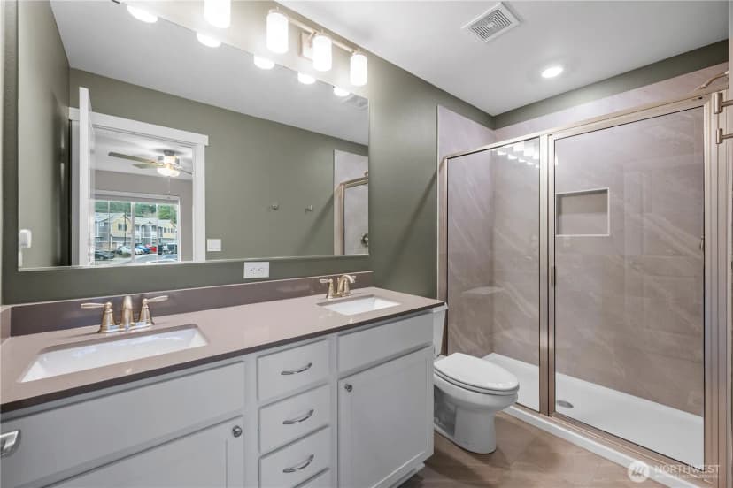 Property photo for 22401 N Alcazar Avenue, Arlington photo 10
