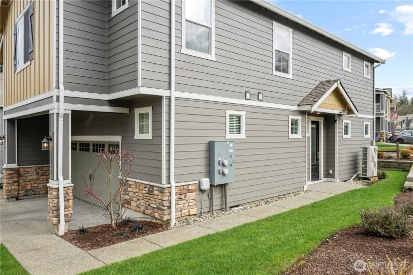 Property photo for 22401 N Alcazar Avenue, Arlington photo 17
