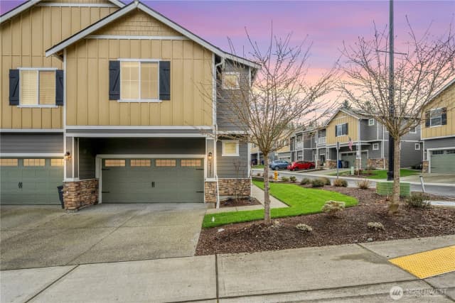 Property photo for 22401 N Alcazar Avenue, Arlington
