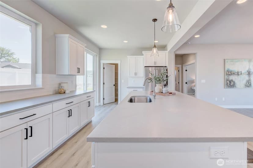 Property photo for 645 Juli Avenue, East Wenatchee photo 28
