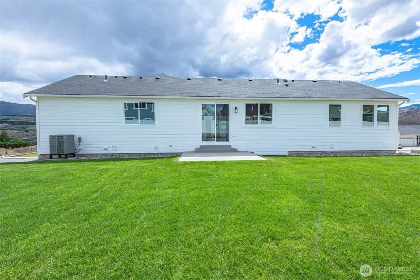 Property photo for 645 Juli Avenue, East Wenatchee photo 35