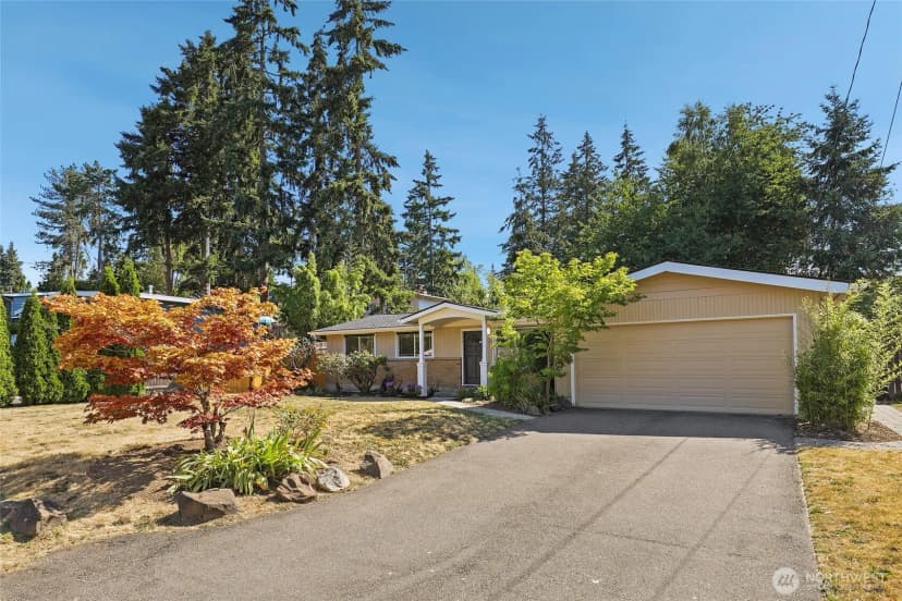 Property photo for 936 165th Avenue Se, Bellevue photo 3