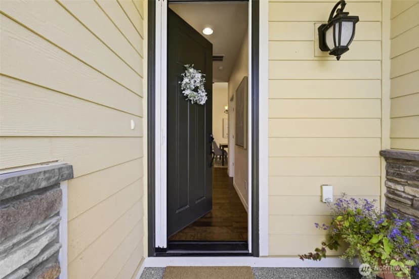 Property photo for 19210 143rd Street E, Bonney Lake photo 3