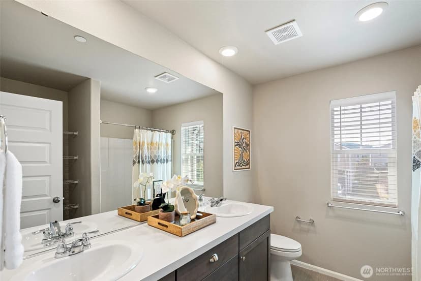 Property photo for 1379 Baker Heights Loop, Bremerton photo 33