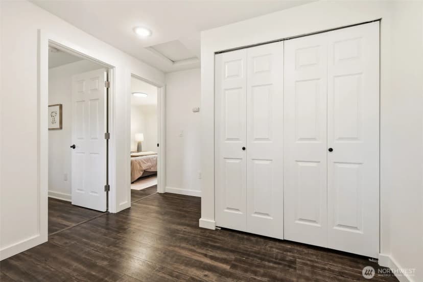Property photo for 12042 14th Avenue Ne, Seattle photo 14