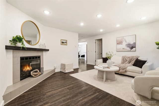Property photo for 12042 14th Avenue Ne, Seattle photo 3