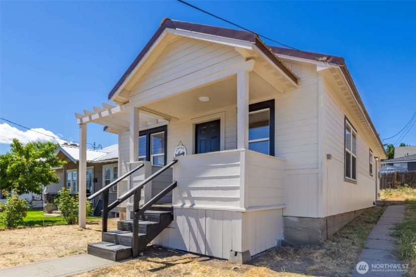 Property photo for 504 Methow Street, Wenatchee photo 12