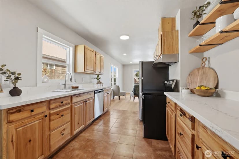 Property photo for 504 Methow Street, Wenatchee photo 3