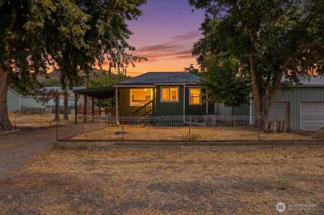 Property photo for 214 A Street, Grand Coulee
