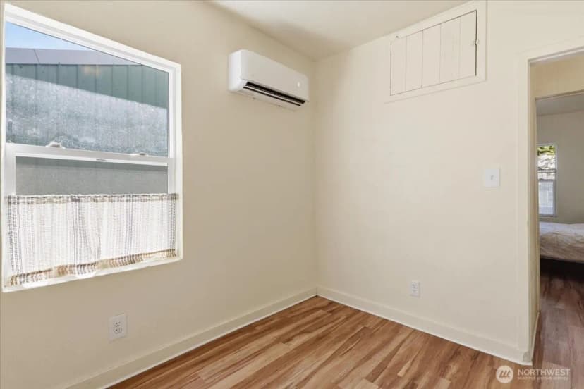 Property photo for 214 A Street, Grand Coulee photo 10