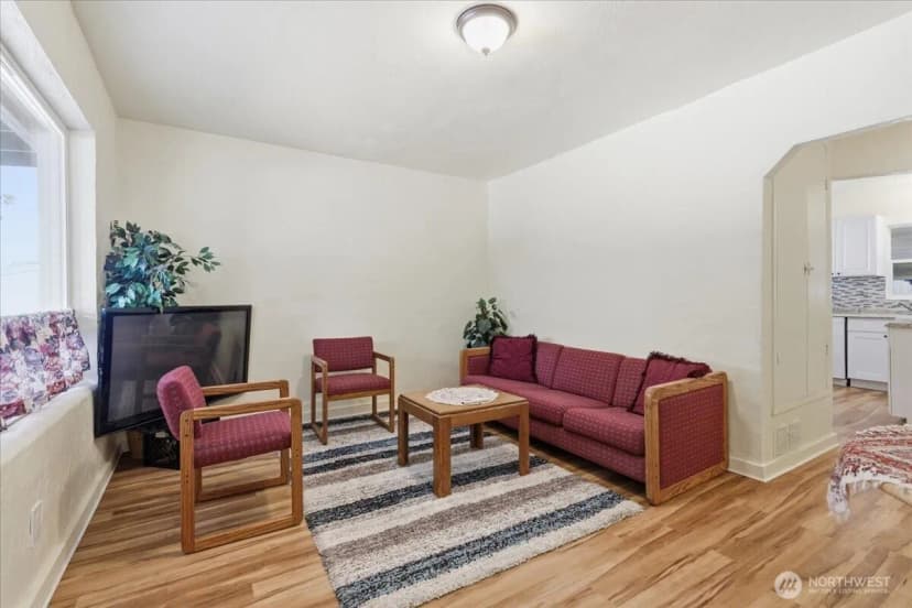 Property photo for 214 A Street, Grand Coulee photo 4