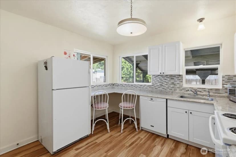 Property photo for 214 A Street, Grand Coulee photo 6