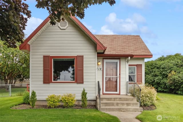 Property photo for 114 Logan Street, Davenport photo 2