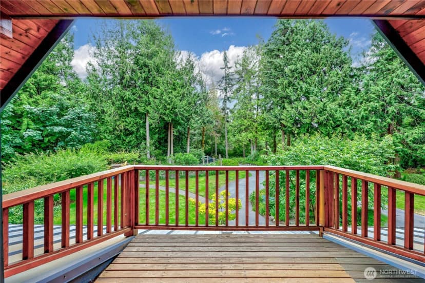 Property photo for 8724 Ne Laughing Salmon Lane, Bainbridge Island photo 22
