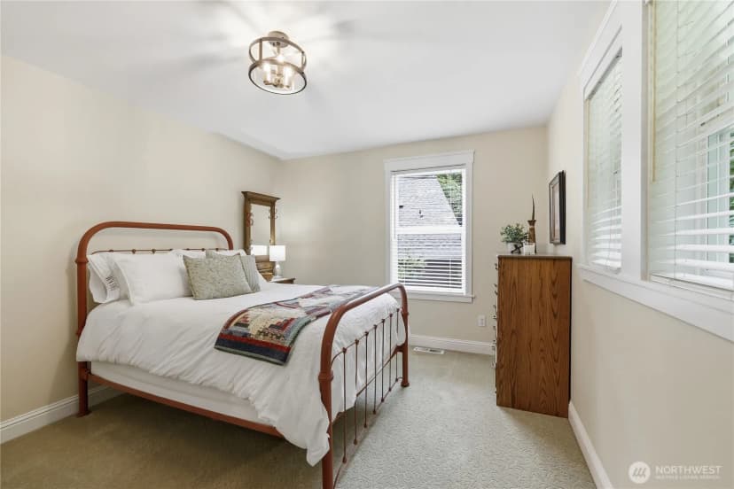 Property photo for 8724 Ne Laughing Salmon Lane, Bainbridge Island photo 33