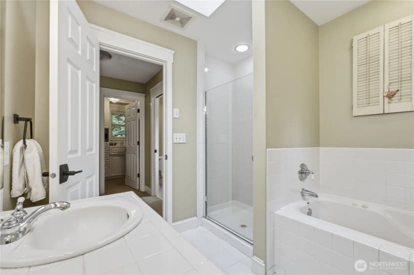 Property photo for 8724 Ne Laughing Salmon Lane, Bainbridge Island photo 28