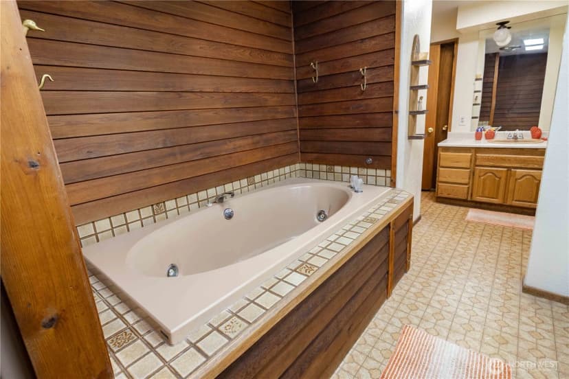Property photo for 66 Boundary Point Road, Oroville photo 24