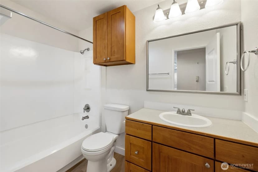 Property photo for 712 N 143rd Street, Seattle photo 18