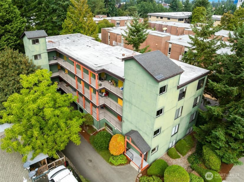 Property photo for 712 N 143rd Street, Seattle photo 7