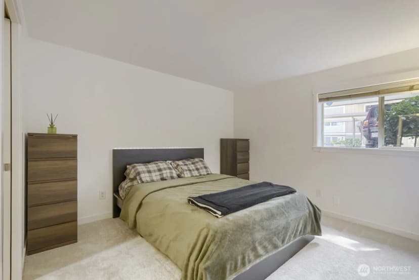 Property photo for 8240 126th Avenue Ne #a101, Kirkland photo 11
