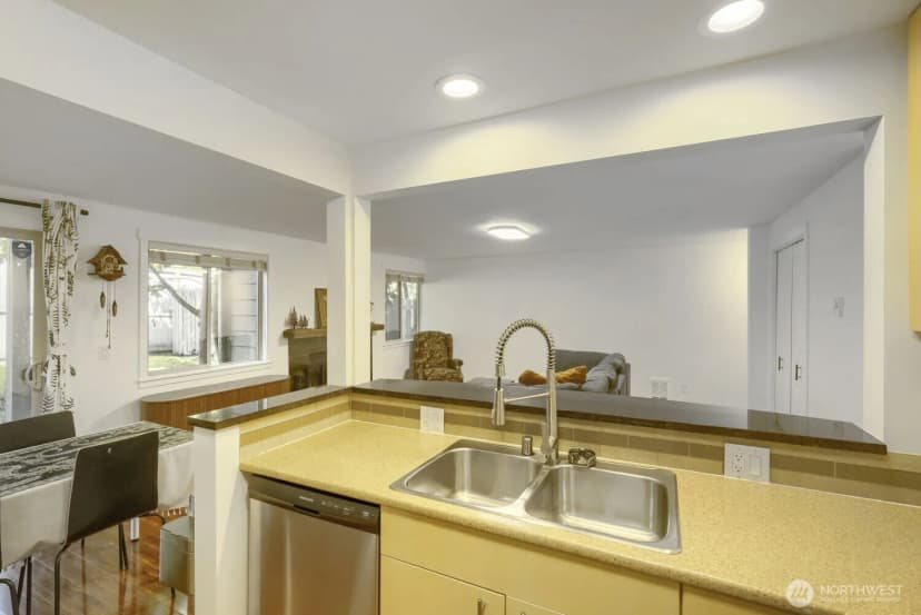 Property photo for 8240 126th Avenue Ne #a101, Kirkland photo 10
