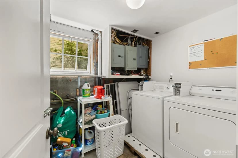 Property photo for 2021 15th Avenue S, Seattle photo 38