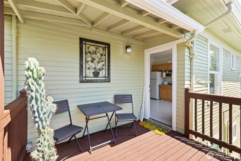 Property photo for 2021 15th Avenue S, Seattle photo 25