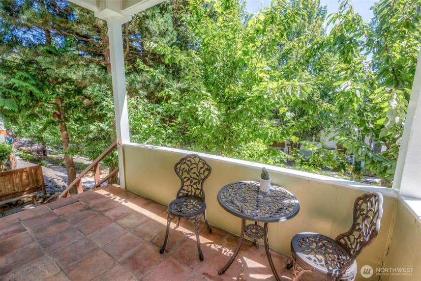 Property photo for 2021 15th Avenue S, Seattle photo 13