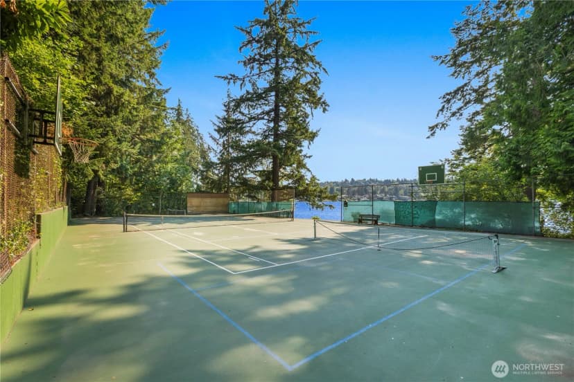 Property photo for 10527 Se 27th Street, Beaux Arts photo 39