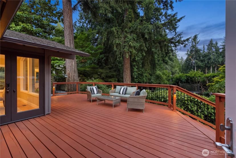 Property photo for 10527 Se 27th Street, Beaux Arts photo 28