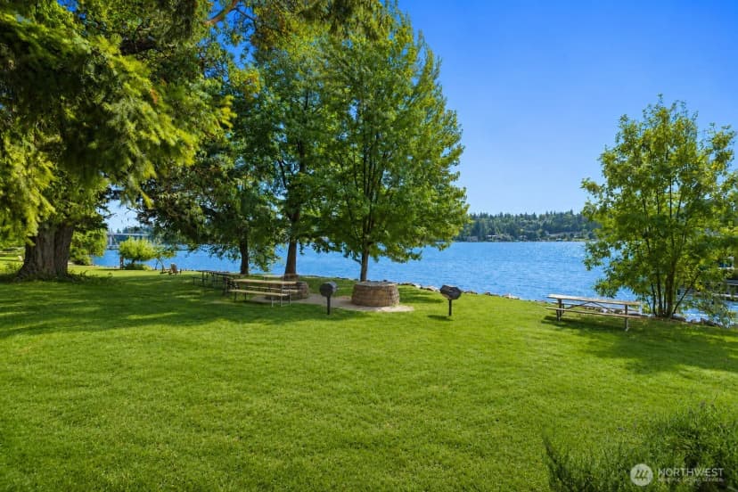Property photo for 10527 Se 27th Street, Beaux Arts photo 40